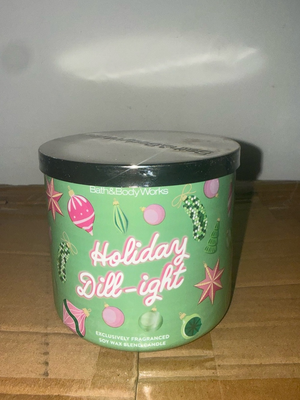 Bath & Body Works Holiday Dill-ight Candle - Green & Pink Accents